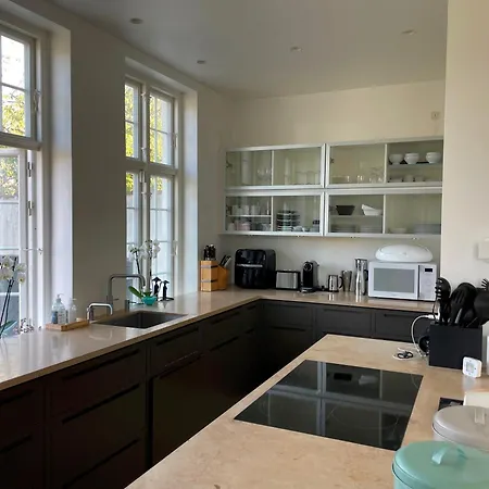 Apartment With Private Garden *
